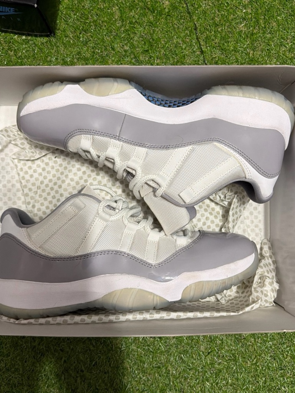 Jordan 11 Low cement - Worn once